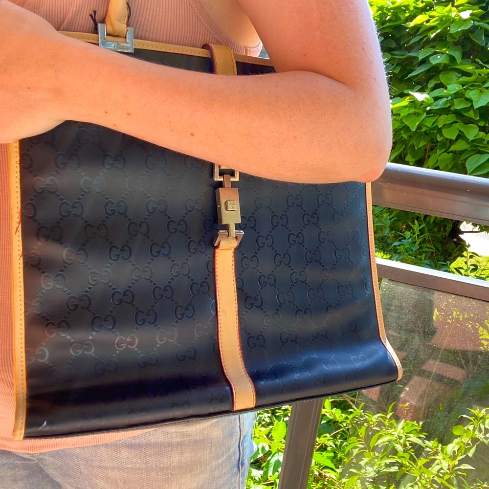 Gucci purse